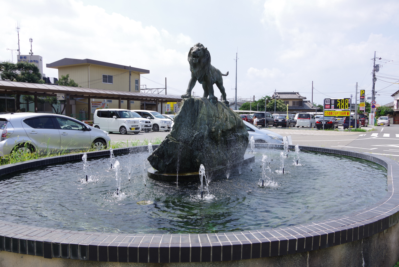 屋外彫刻『明治百年記念』＠群馬県高崎市・新町駅前　４