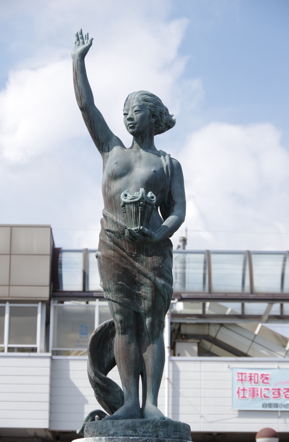 屋外彫刻『当方の門』＠栃木県下野市・小金井駅東口　５