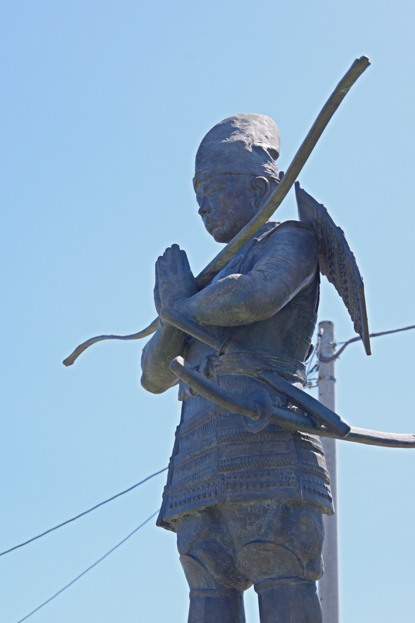 屋外彫刻『与一公祈願像「いのり」』＠栃木県大田原市・野崎駅西口　３